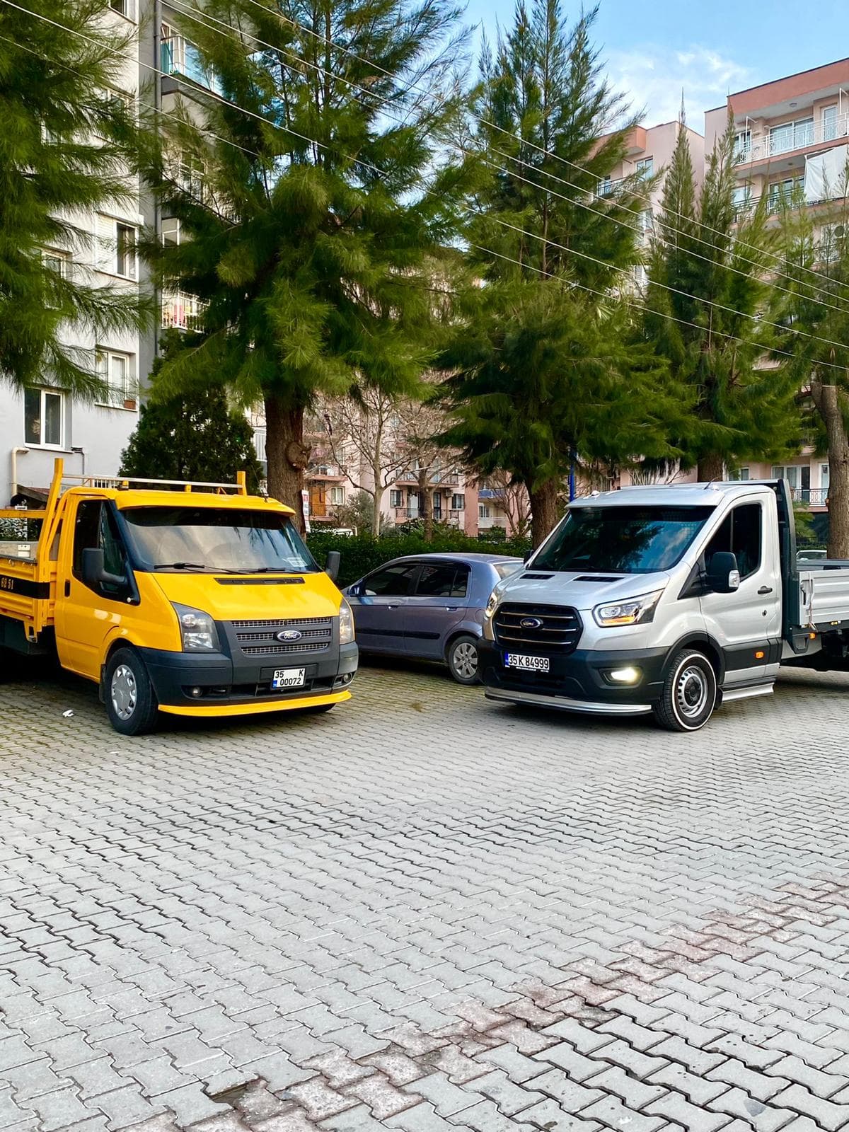 Yaka Nakliyat & Evden eve Nakliyat & Ofis taşımacılığı & Gıda Çarşısı Nakliyeci görseli 3
