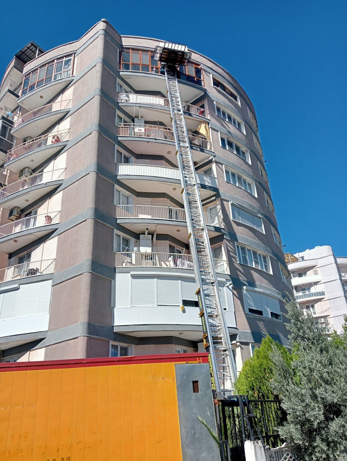 Keskinoğulları evden eve nakliyat asansörlü taşımacılık görseli 3