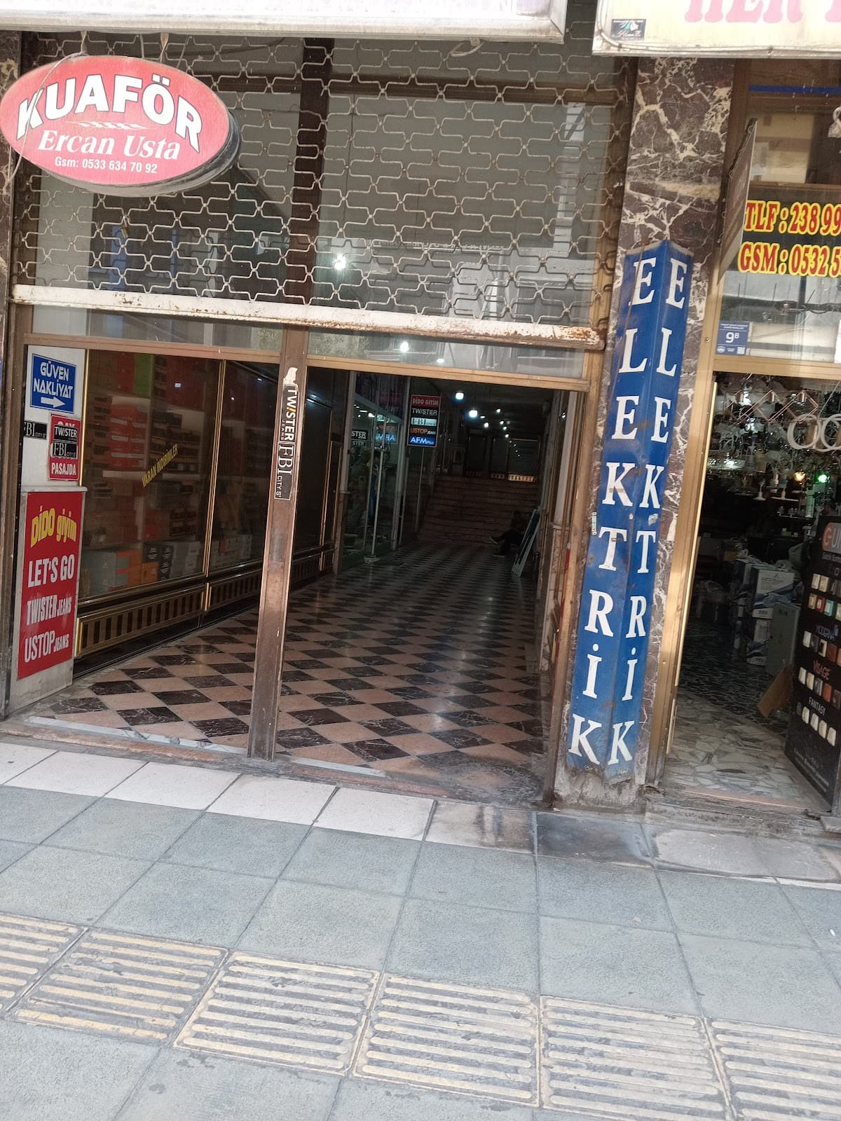 Eliz Evden Eve Asansorlu Taşimacilik görseli 2
