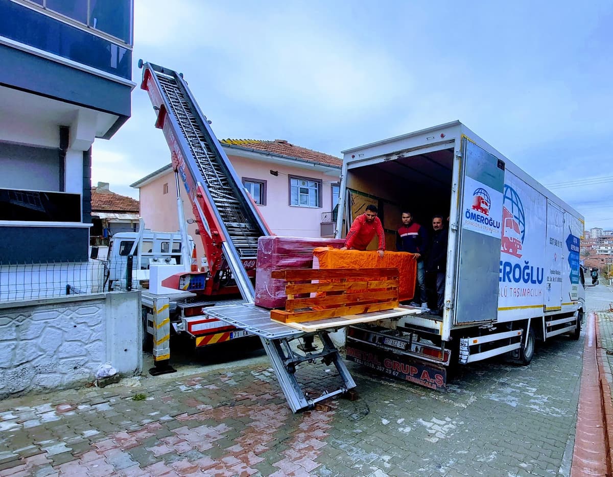 Kırıkkale ömeroğlu asansörlü taşımacılık görseli 2