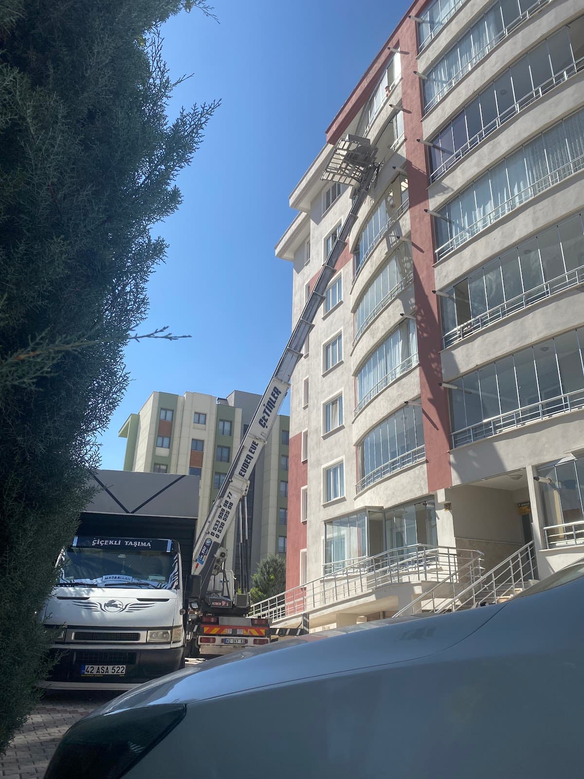 Çiçekli Evden Eve Nakliyat Asansörlü Taşımacılık görseli 2