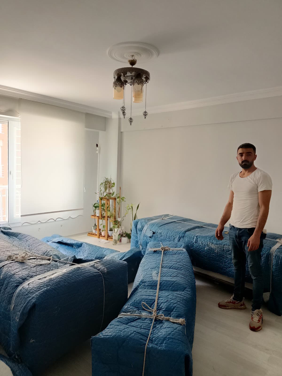 Manisa Evden Eve Taşımacılık - Poyraz görseli 1
