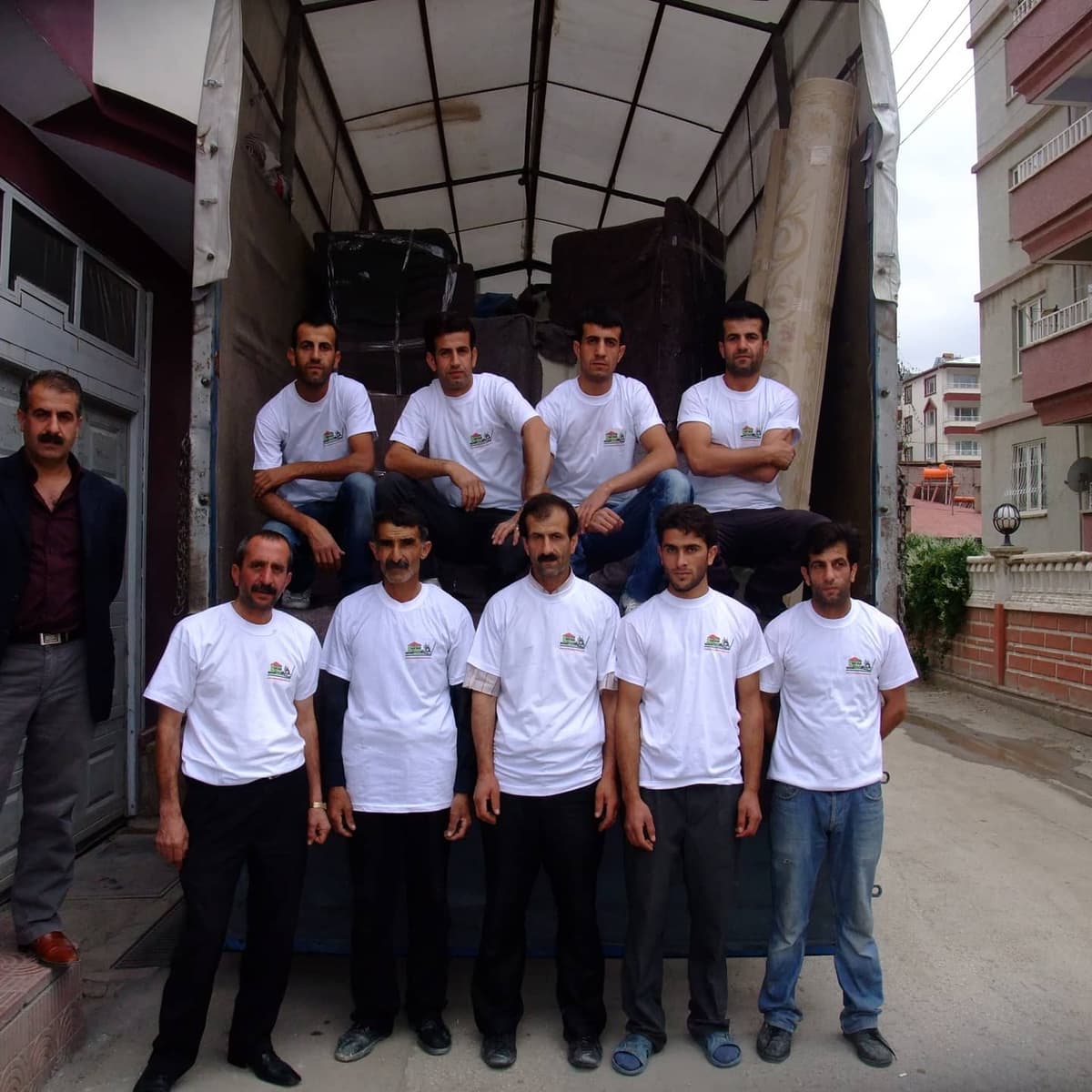 VAN ERÇİÇEK EVDEN EVE NAKLİYAT ve TAŞIMACILIK görseli 1