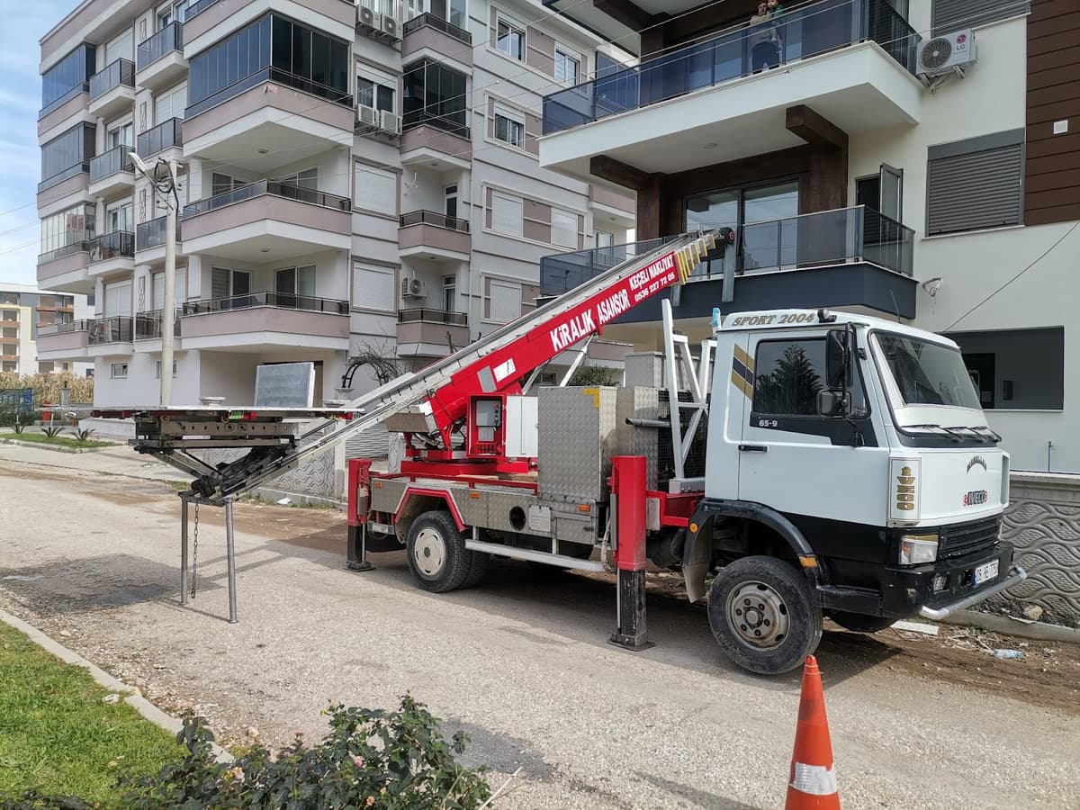 FİNİKE İSMAİL KEÇELİ NAKLİYAT görseli 1