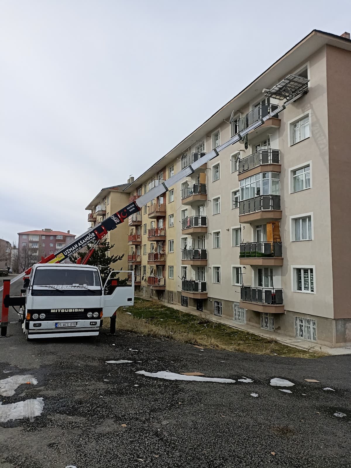 ERZURUM UZMAN NAKLİYAT - Evden Eve ve Şehirler Arası Nakliyat görseli 1