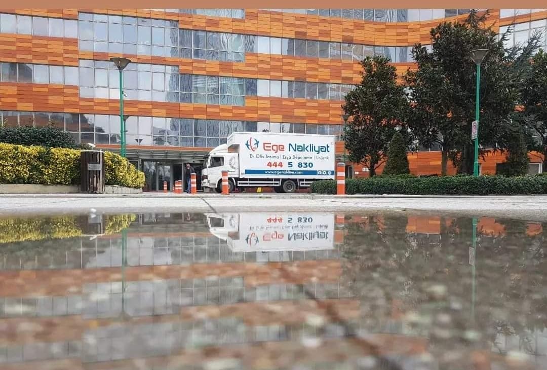 Şehirler arası Nakliyat - Evden eve Nakliyat- İstanbul İzmir Nakliyat -Ege Eşya Depolama görseli 1